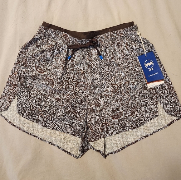NWT Women's Janji Running Shorts. Size XS - Picture 1 of 7